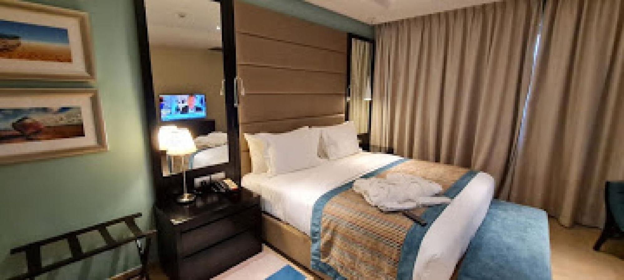 Room In Lodge - The Providence Hotel By Mantis Ikeja Kültér fotó